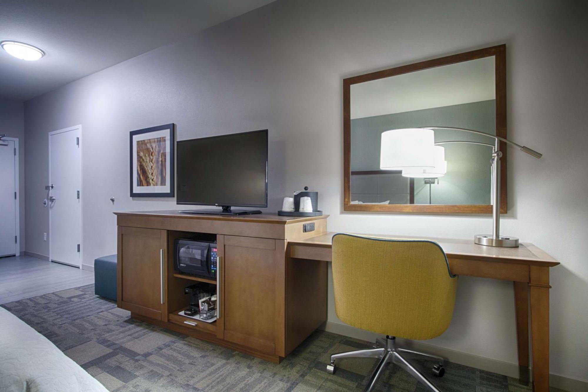 Hampton Hotel