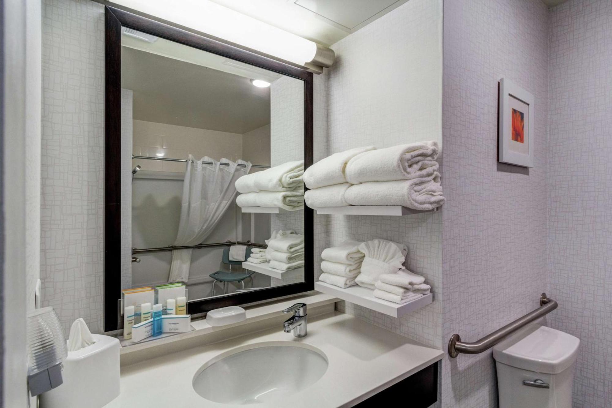 Hotel Hampton 3*
