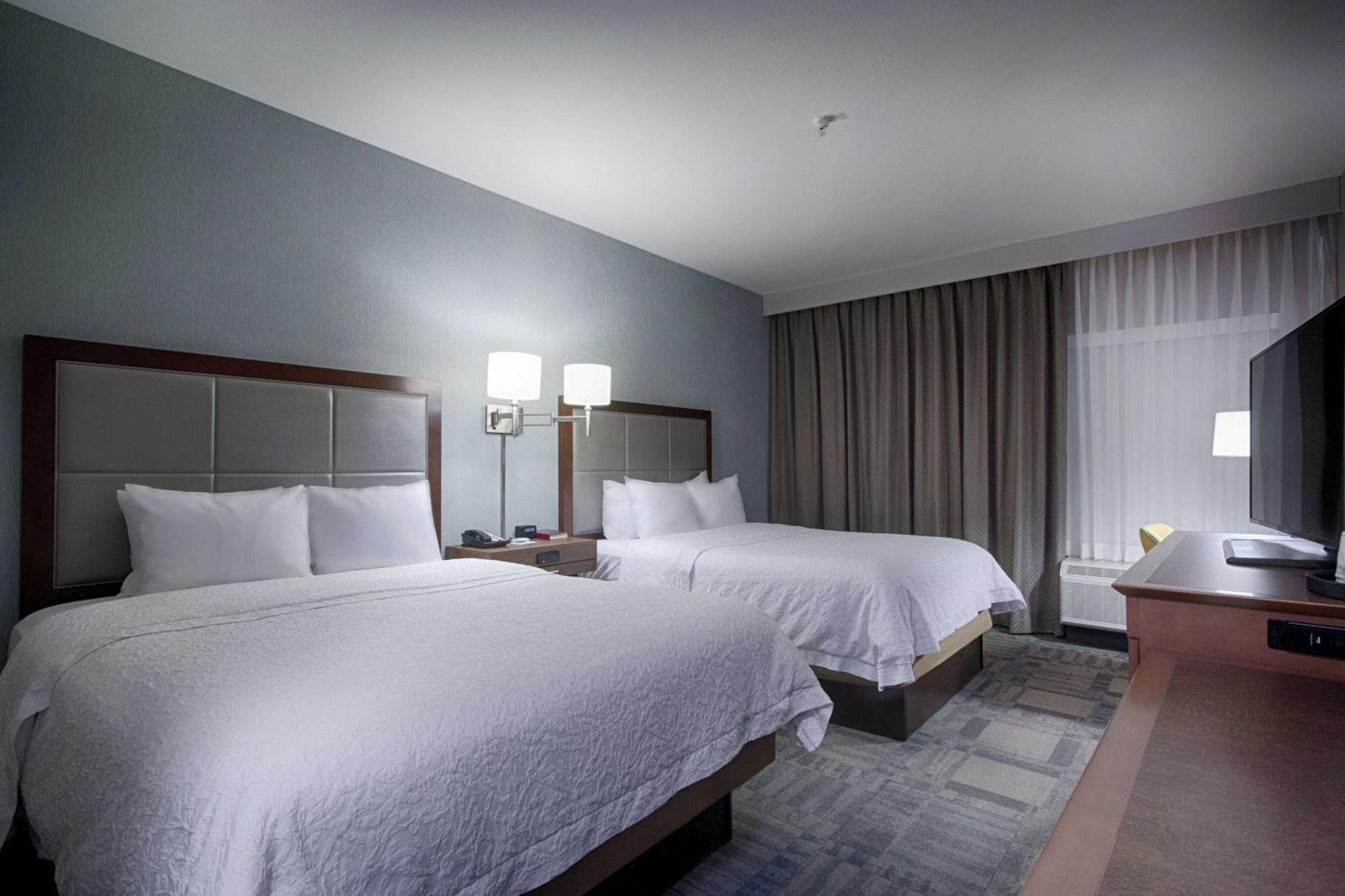 Hampton Hotel 3*