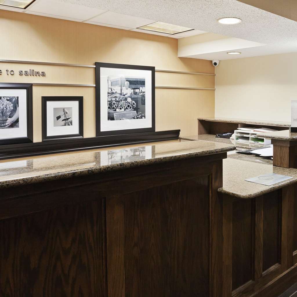 Hotel Hampton Salina